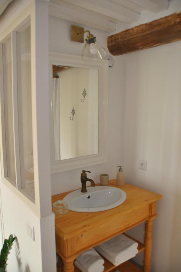 Le Mas Des Cerisiers Jacuzzi Et Sauna Inclus Pour Tous Les Logements Avinhão Exterior foto